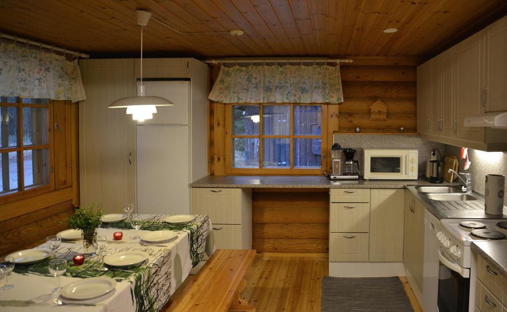 Lomapesae Cottages Pertunmaa Kamer foto