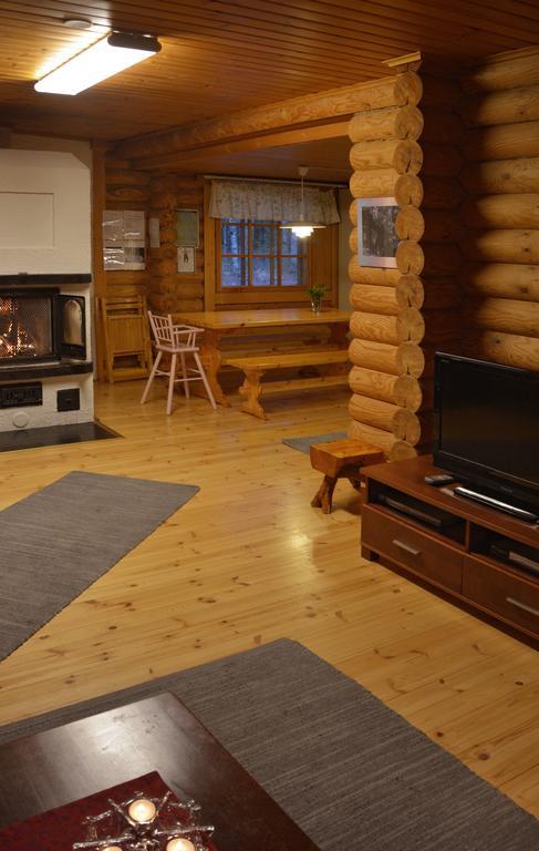 Lomapesae Cottages Pertunmaa Kamer foto