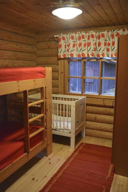 Lomapesae Cottages Pertunmaa Kamer foto