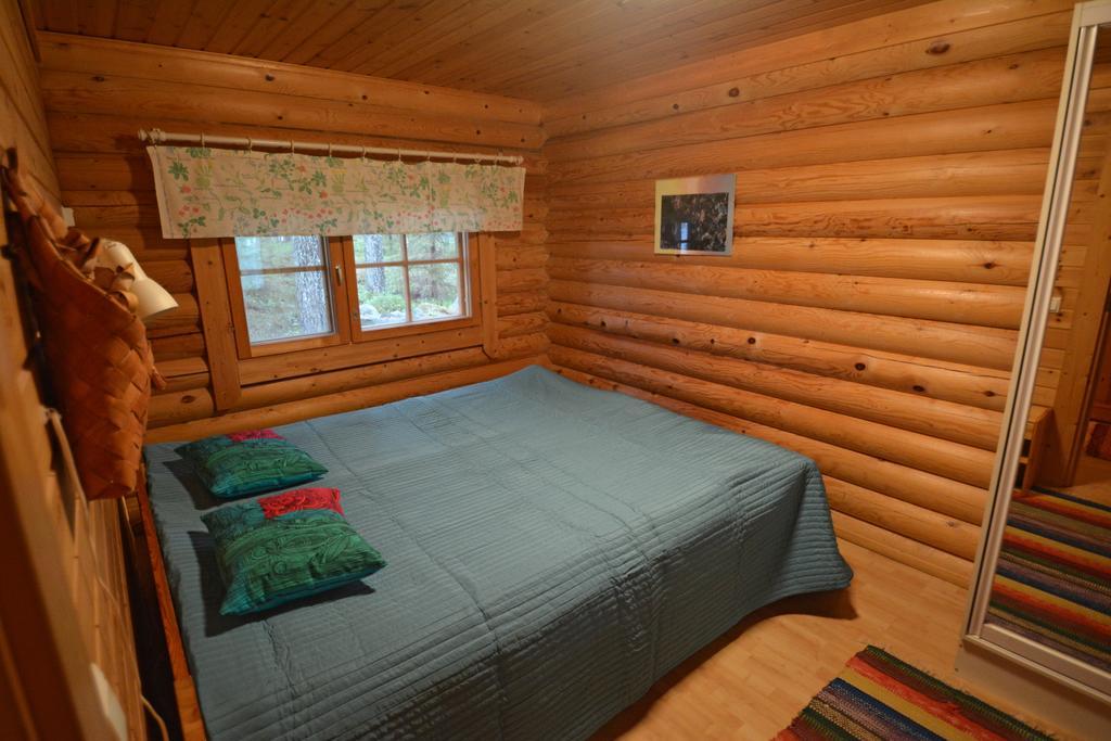 Lomapesae Cottages Pertunmaa Kamer foto
