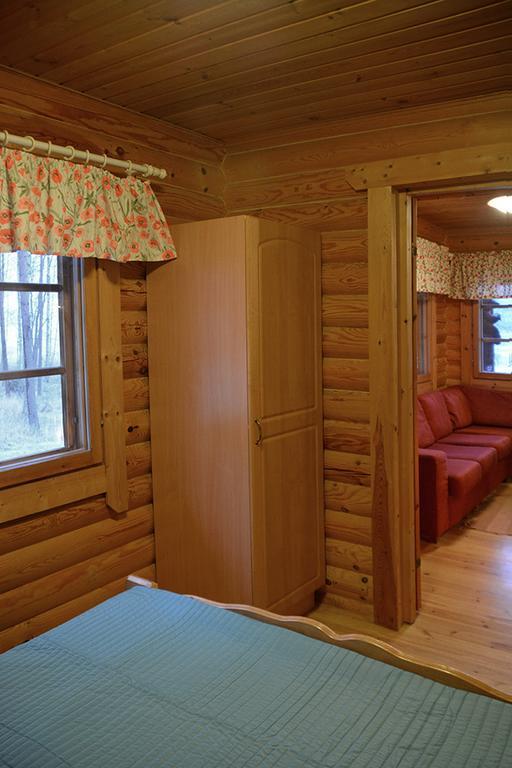 Lomapesae Cottages Pertunmaa Kamer foto